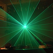 Laser show ples